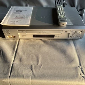 Sony SLV-N700 4 Head Hi-Fi Stereo VCR VHS Player Recorder VCR+ w/ Remote Tested - Picture 1 of 15