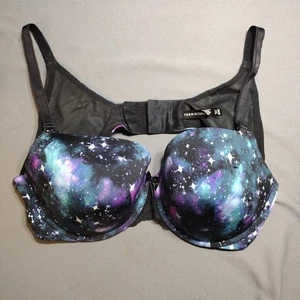 Torrid Curve Träger Push-Up BH 44C Spitzenbesatz Bügel Blau Galaxy Print - Bild 1 von 8