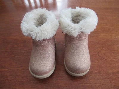 Adorable Niña Cat & Jack Rosa Brillante Imitación Piel Forrada Botas 4 Foto 1 de 4