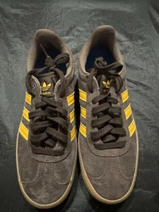 Adidas Herren Gazelle ADV JP5857 dunkelbraun/Preloved gelb/Earth Strata Größe 8 - Bild 1 von 5