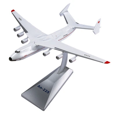 Modelo de avión de aleación de avión de transporte Antonov An-225 de la Unión Soviética 1/400 Foto 1 de 4