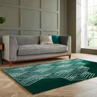 Luxury Hand Tufted Area Rug made with Viscose & Wool For Living Room & Bedroom - Image 1 of 4
