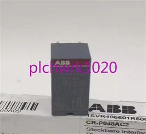 1PZ NUOVO relè intermedio CR-P048AC2 #A6-36 - Foto 1 di 4