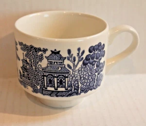 Vintage Churchill Blue Willow Tea Cup (Made in England) - Picture 1 of 5
