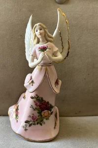 De colección. L.E. 2009 Figura de ángel Royal Albert Old Country Roses. "Amazing Grace" - Imagen 1 de 7