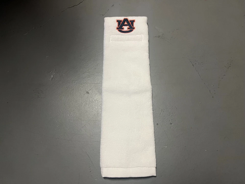 Equipo Auburn Tigers Emitido Blanco Jugador Exclusivo Toalla Juego Fútbol QB Foto 1 de 4
