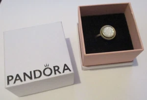 PANDORA Silver ring - Mother of Pearl Flower Signet ring Size 52 - 190859MOP - Picture 1 of 10