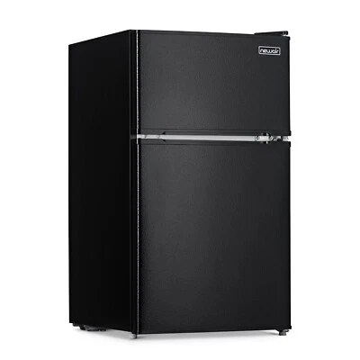Newair 3,1 pés cúbicos Pés Mini geladeira compacta com freezer preta | NRF031BK00 - Imagem 1 de 4