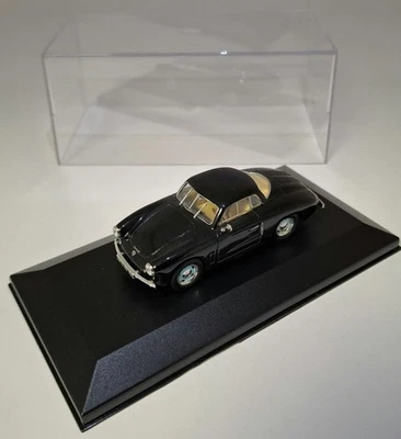 Renault 4CV Vernet Paicard 1954 Eligor Box Vetrina - Immagine 1 di 3