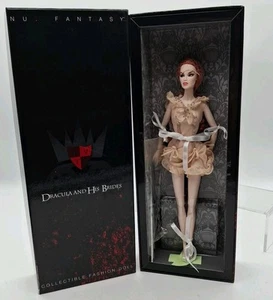 Lucy Doll DRACULA AND HIS BRIDES Integrity Toy NU.FANTASY Edizione Limitata di 500 - Foto 1 di 12