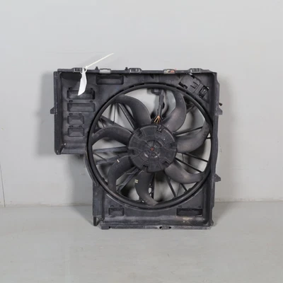 2004-2006 BMW X5 E53 Radiator Fan With Shroud OEM Used Foto 1 de 4