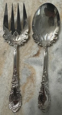 Tenedor y cuchara para servir Aldine Silverplate 1895 de International Silver Foto 1 de 4