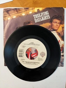 A-ha The Living Daylights 45 RPM James Bond 7" And Picture Excellent - Imagen 1 de 5