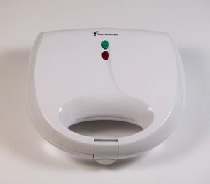 Toastmaster Family Size Belgian Waffle Maker Model TM2BREGW Tested Works - Picture 1 of 6