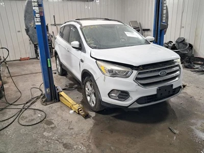 Depósito de refrigerante compatible con 17-19 ESCAPE 428596 Foto 1 de 4