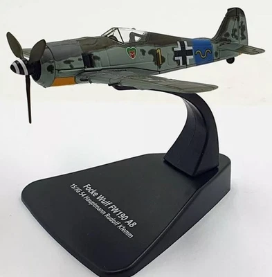 OXFORD DIECAST - Aereo militare FOCKE Wulf 190A 15/JG 54 - Capitano RUDOLF - ... - Immagine 1 di 3