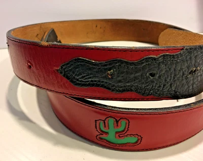 MUJER NOCONA 1 1/2" ROJO CUERO WESTERN CINTURÓN RECORTES CORAZÓN CACTUS TALLA L 44" Foto 1 de 4