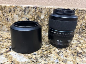 Samsung NX 60mm/1:2.8 macro 60 OIS Lens with i-Function and SSA Excellent w Cap - Picture 1 of 5