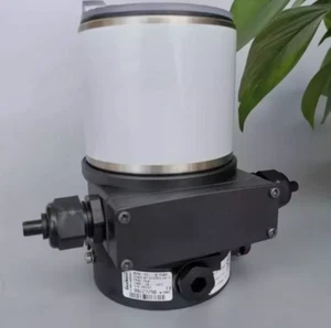 1pcs Burkert 8692 digital display positioning controller 00227290 - Picture 1 of 4