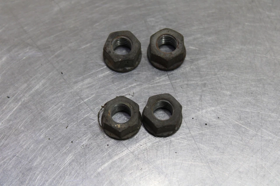 13-17 KAWASAKI NINJA 300 Exhaust Bolts Nuts Foto 1 de 4