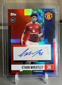 2024-25 TOPPS MANCHESTER UNITED TEAM SET ETHAN WHEATLEY RC AUTOMÁTICO AZUL 211/250 - Imagen 1 de 2