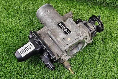 Cuerpo del acelerador de inyección de combustible Lexus GS300 IS300 2000-2004 22030-46210 OEM JDM Foto 1 de 4