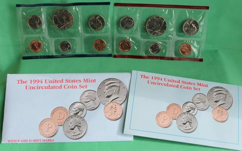 1994 P and D United States Mint Uncirculated 10 Coin Set BU Cover
