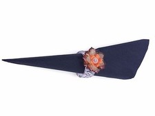 Elegant Stunning Reusable Acrylic Flower with Pearls Center Napkin Rings