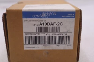 NEW OPEN BOX JOHNSON CONTROLS A19DAF-2C CONTROL SWITCH STOCK K-3119 - Picture 1 of 3