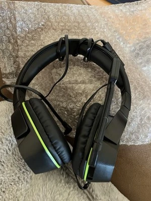 BOGO Afterglow LVL 3 Xbox Gaming Headset Black - Image 1 of 4
