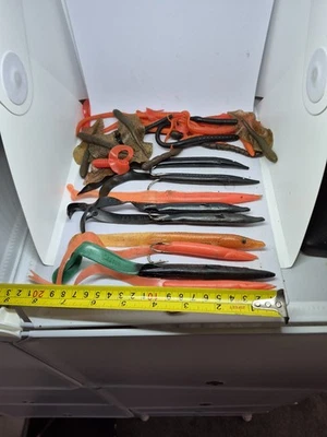 red gill original jelly worm lures assorted — 第 1/3 张图片