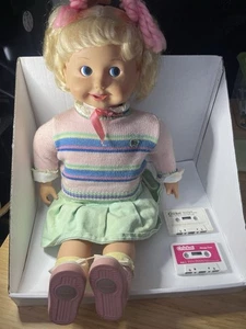 Vintage Playmates sprechende Puppe Kassette Band 1986 Outfit & Schuhe und zwei Bänder - Bild 1 von 10