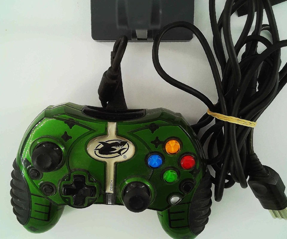☆ 🟥 Mad Catz Wired Controller For Xbox Original - Green 🟥 ☆ - Image 1 of 1