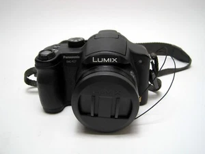 Panasonic Lumix DMC-FZ7 6.0MP Digital Camera ONLY - Picture 1 of 4