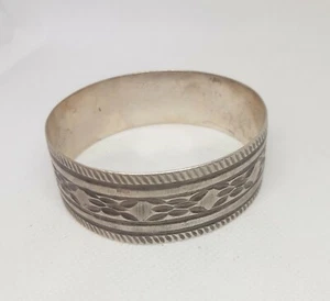 Vtg BERBER SILVER Carved BRACELET CUFF Tuareg BANGLE BEDOUIN ETHNIC TRIBAL Cuff - Picture 1 of 5
