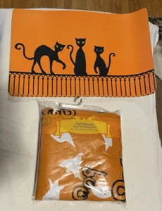 Halloween Placemats and Table cloth - Picture 1 of 6