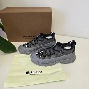Zapatillas bajas Burberry Kids verde musgo Mini Arthur tejidas (34 EUR) - Imagen 1 de 8