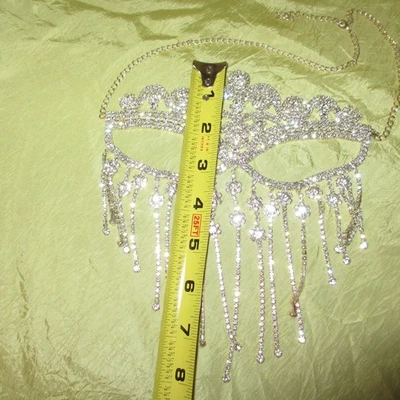 RICH GIRL ladies Halloween Costume cat eyes sparkly rhinestone masquerade mask - Image 1 of 4