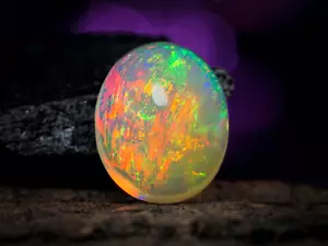 100 % natürlicher äthiopischer Opal ovaler Cabochon loser Edelstein für Schmuckherstellung - Bild 1 von 3