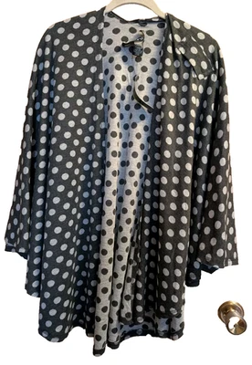 NWT Pure Essence Reversible Cape Black/Gray XL-XXL Urbanology Polka Dot Poncho - Image 1 of 4