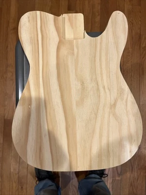 Fender Telecaster Cuerpo Casero Seleccionar Madera de Pino. 2 pulgadas de grosor 6 libras Foto 1 de 4