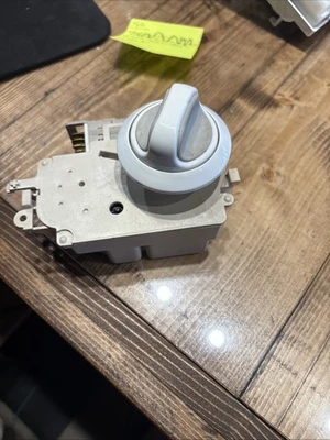 FRIGIDAIRE WASHER/DRYER TIMER PART # 134237200 - image 1 of 2