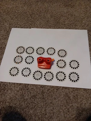 Vintage 1980s View-Master with 15 Reels Teenage Mutant Turtles, Peanuts, Smurf - Image 1 of 4