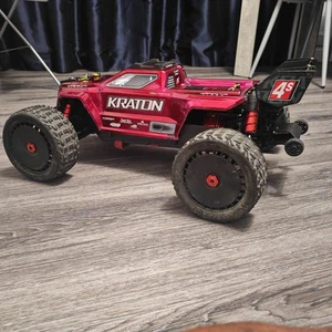 Arrma Kraton 4S V2.5 roller - Picture 1 of 10