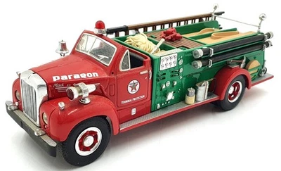 First Gear 1/34 Scale 19-2368 - 1960 Mack B-61 Pumper Texaco Paragon - Image 1 of 4