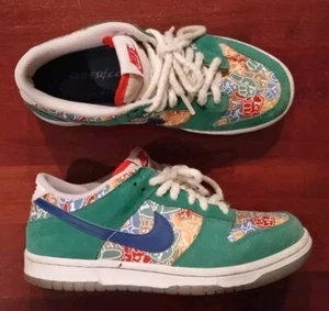 NIKE Dunk Low GS "Foam Finger Sneakers" Shoes SIZE: 5.5Y BOYS DZ5299-300 - Picture 1 of 11