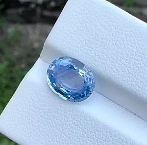 Precioso zafiro azul sin calefacción de 2,86 quilates certificado por AIG | Natural de Madagascar - Imagen 1 de 7