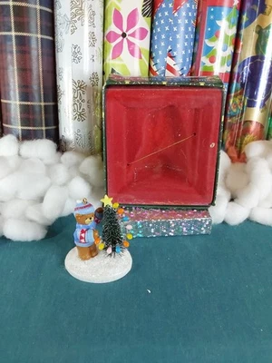 Oso de peluche Enesco Lucy & Me 1986 de colección pequeñas luces del adorno del árbol de Navidad Foto 1 de 4
