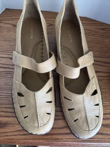 Easy Spirit Eugenias Mary Jane Pumps Tan Leather Uppers Block Heel 11 M - Picture 1 of 8
