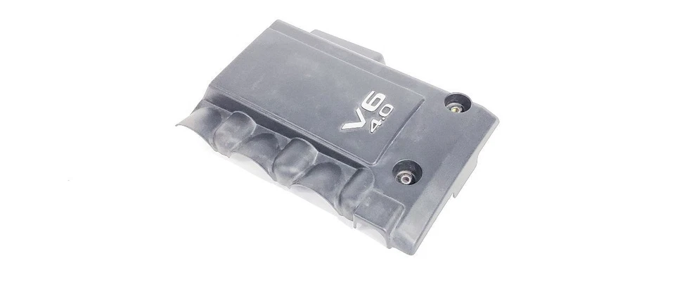 2005 2011 Nissan Xterra OEM Air Cleaner With Tubes And Engine Cover V6 4.0L - Image 1 of 4